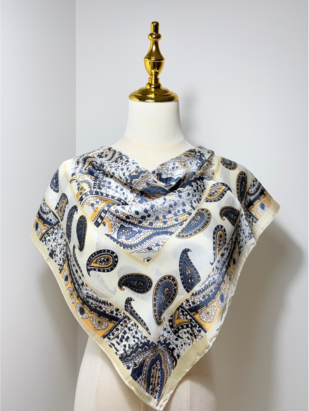 Elegant Paisley Scarf in Blue, Gold, and Cream – Lightweight and Versatile